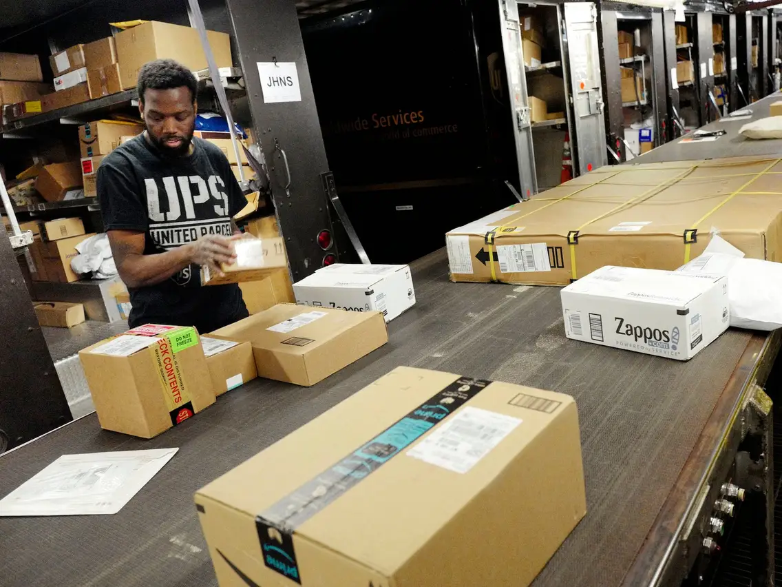 Trạng thái In Warehouse của UPS