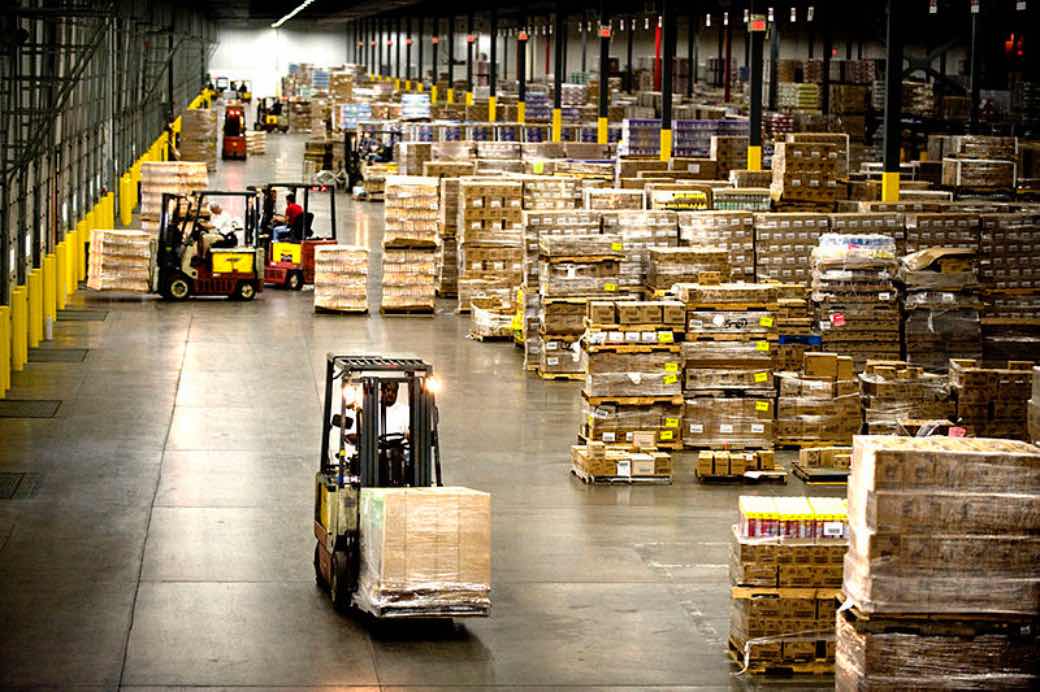 Cách xử lý khi hàng ở trạng thái In Warehouse của UPS